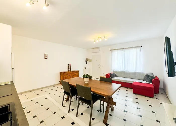 Beautiful Near The Sea Apartment Torrevieja